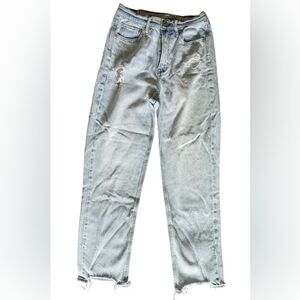 American Eagle Highest Rise Boyfriend Distressed Jeans Size 2